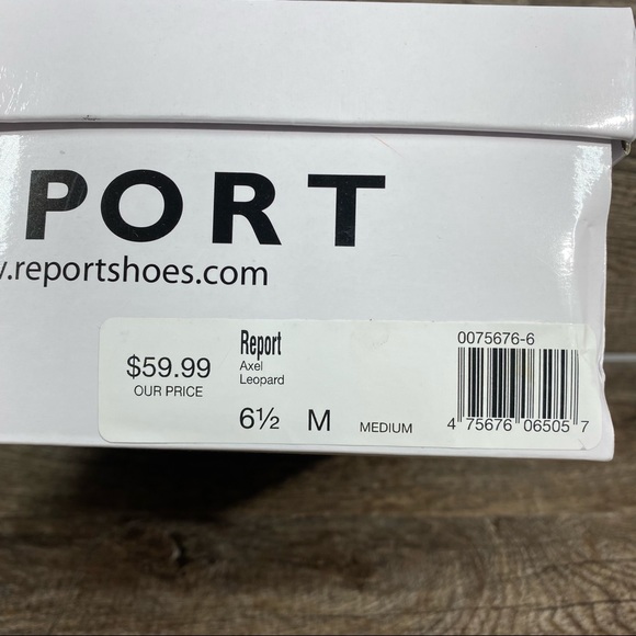 Report Axel Ankle Bootie - Picture 9 of 13